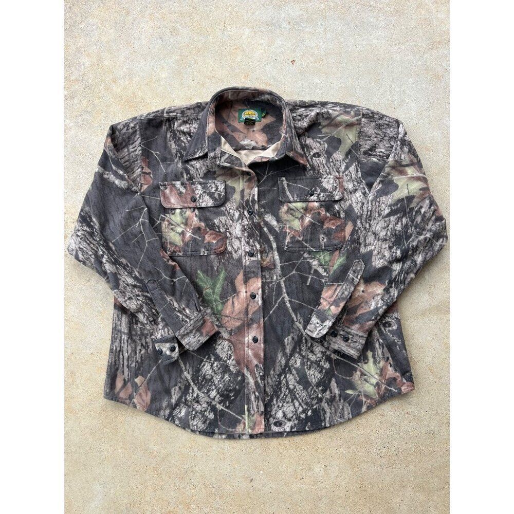 Vintage Women’s Cabelas 2 Pocket Full Button Camouflage Shirt A2